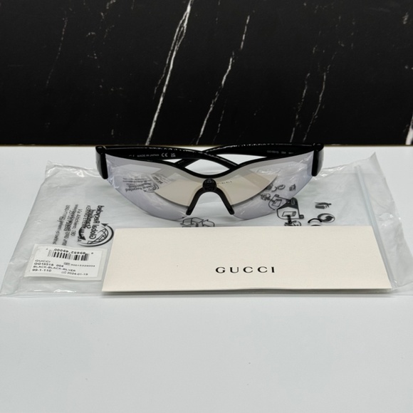 NEW GG1651S 004 GUCCI BLACK SILVER GEOMETRIC UNISEX GUCCI SUNGLASSES - Picture 11 of 12